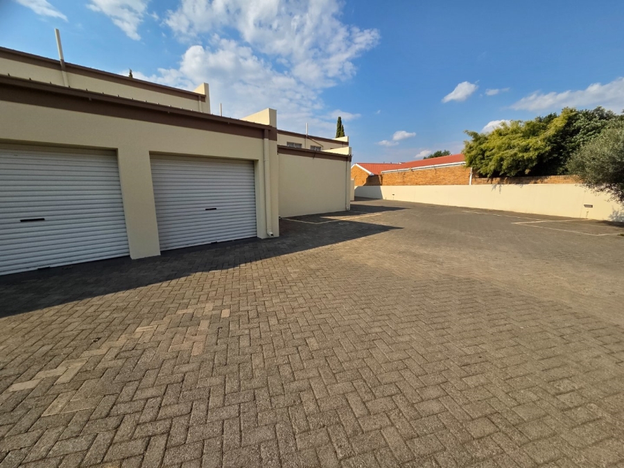 3 Bedroom Property for Sale in Heuwelsig Free State
